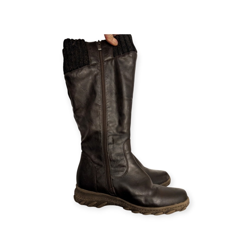 2/$30...SIZE 7 Winter Boots - Brand Unknown